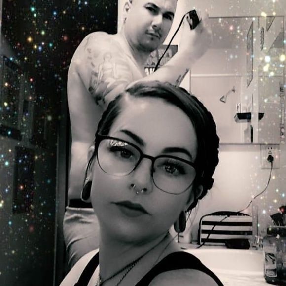 Meet your Posher, Sair - Picture 1 of 1